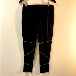 ASKYA Sz M Compression W/ Hip Pockets Ankle Length Colourful Stitching  Leggings